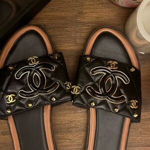 CC Logo Quilted Black Gold Sandals Size 41 (9.5-10) Women's NEW